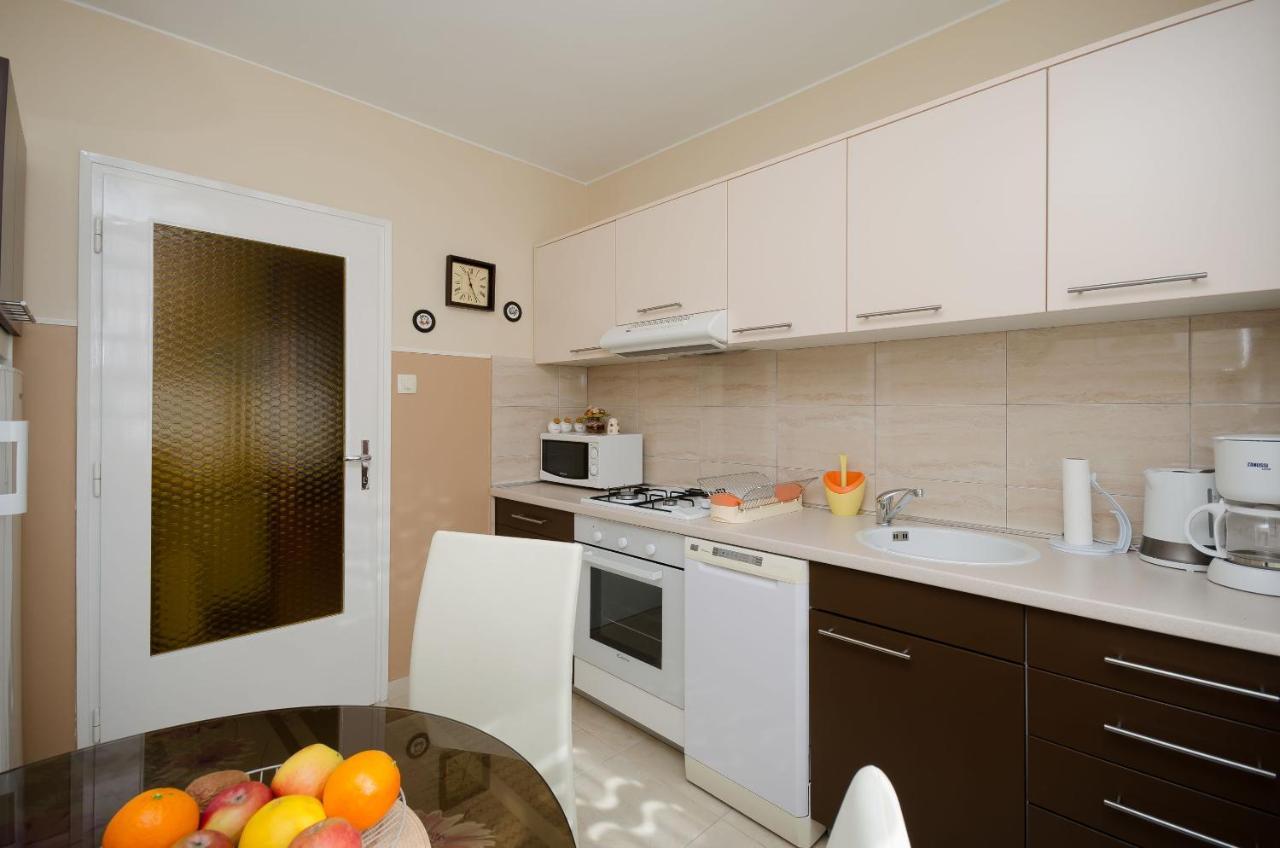 Apartment Bozic オパティヤ エクステリア 写真